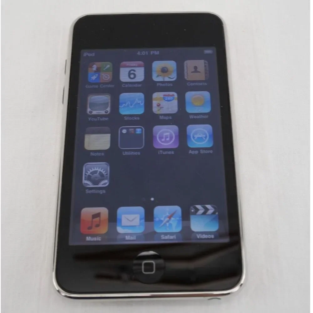 Apple iPod Touch 2nd Gen 16GB | MB531LL, A1288, Tested & Working w/Accessories